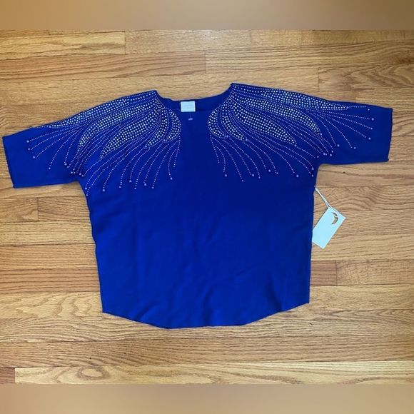 New, Luna Short sleeve Sweater, Size LARGE - Picture 1 of 4